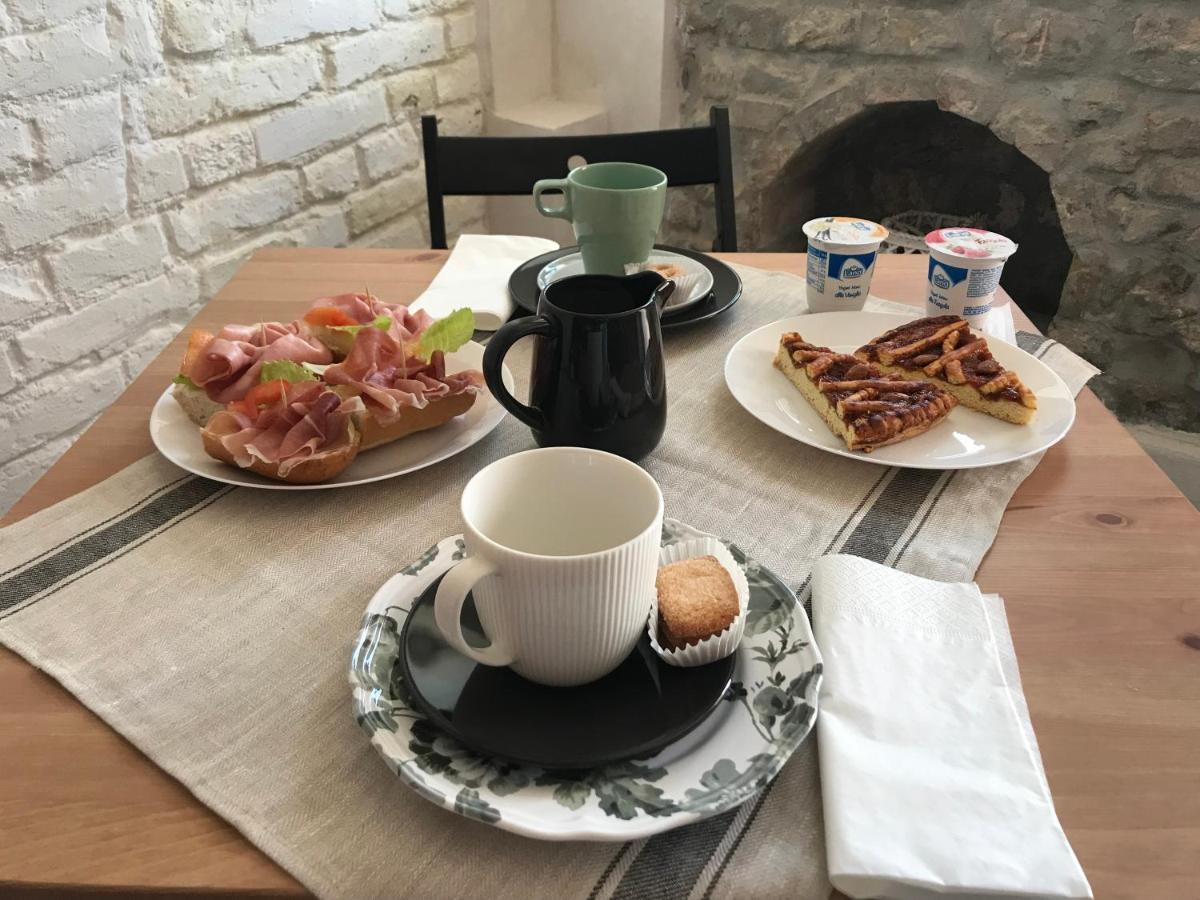La Trave Bed and Breakfast Montecosaro  Eksteriør billede